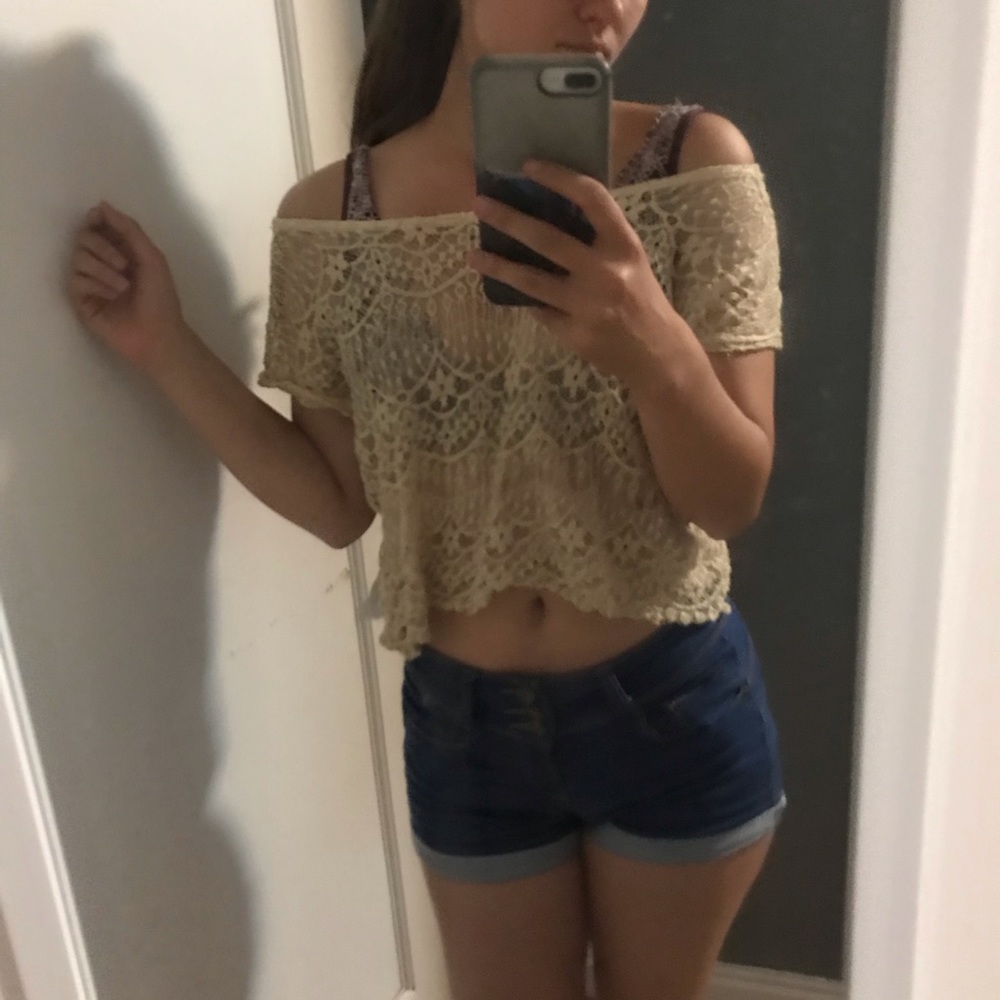 F21 Cropped lace shirt